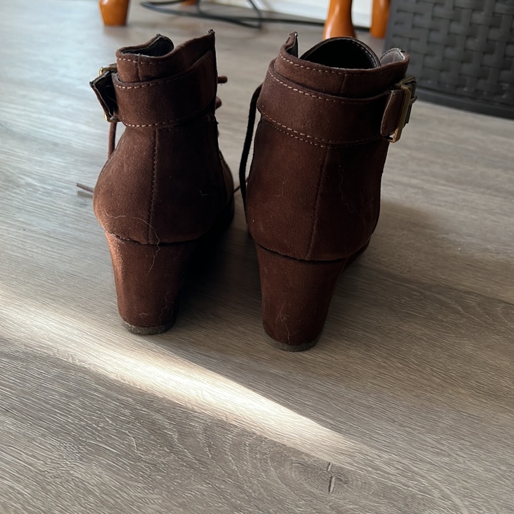 Booties - Picture 4 of 5